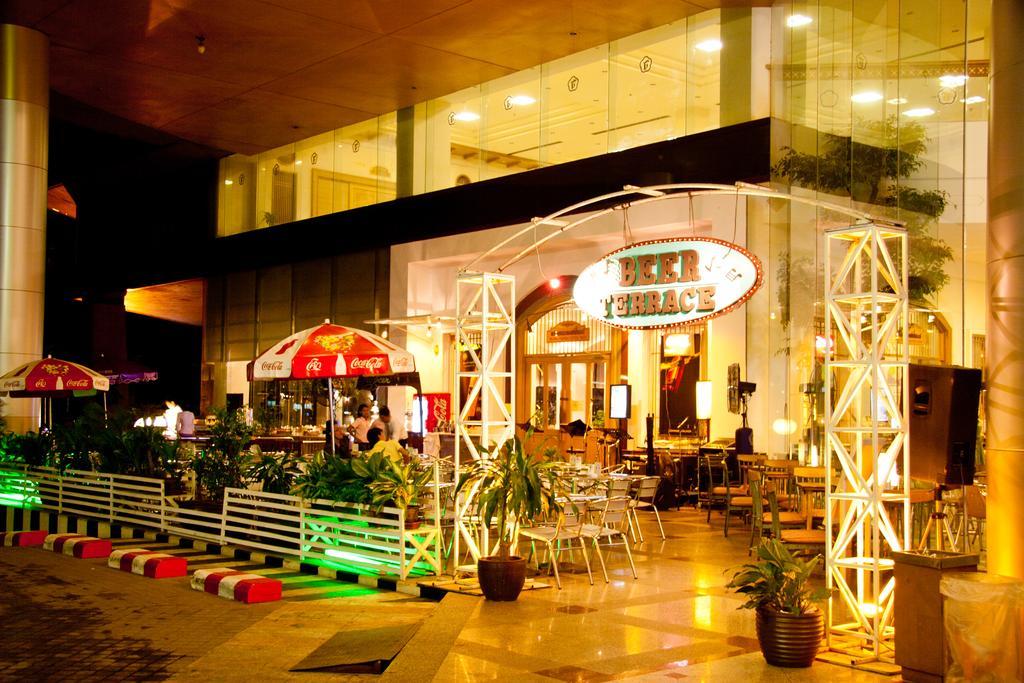 Thumrin Thana Hotel Trang Eksteriør billede